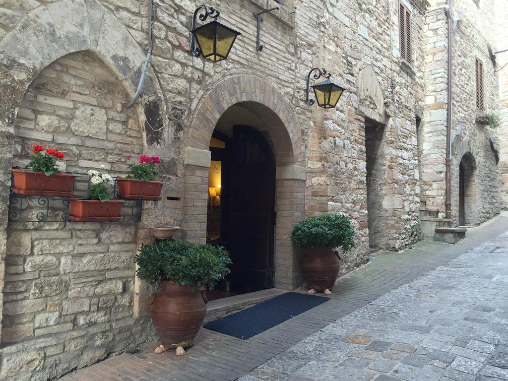 Hotel Pax Assisi Exteriör bild