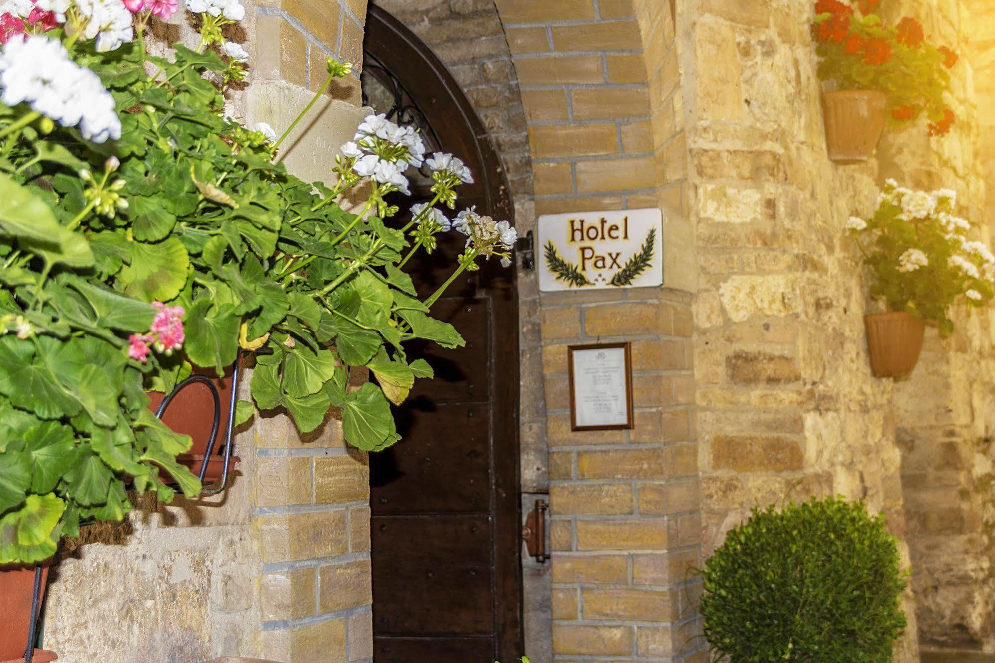 Hotel Pax Assisi Exteriör bild